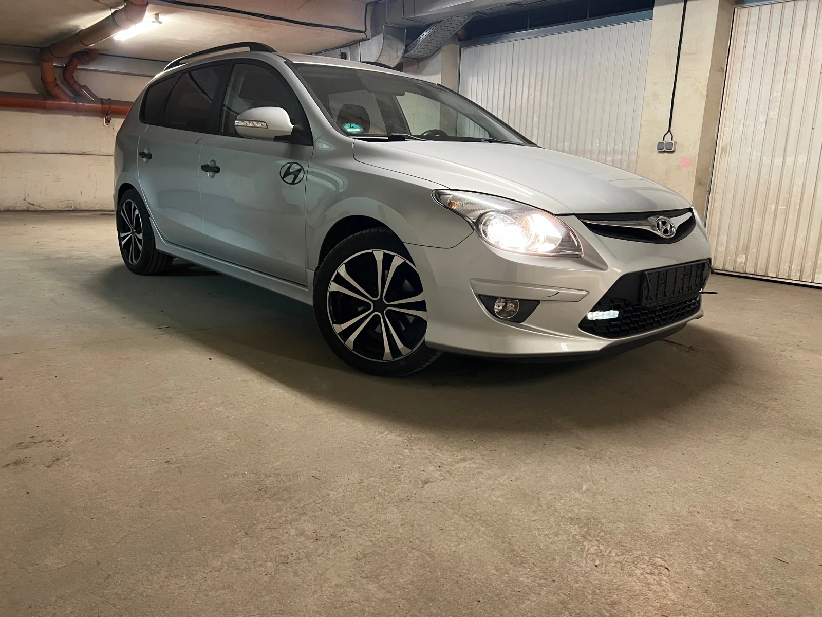 Hyundai I30 1.4i ФЕЙС 76 000 км - 9900 лв. / 5061.79 € - 75740666 1 | Car24.bg Hyundai I30 1.4i ФЕЙС 76 000 км - 9900 лв. / 5061.79 € - 75740666 1