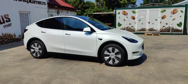 Tesla Model Y - Car24.bg Tesla Model Y