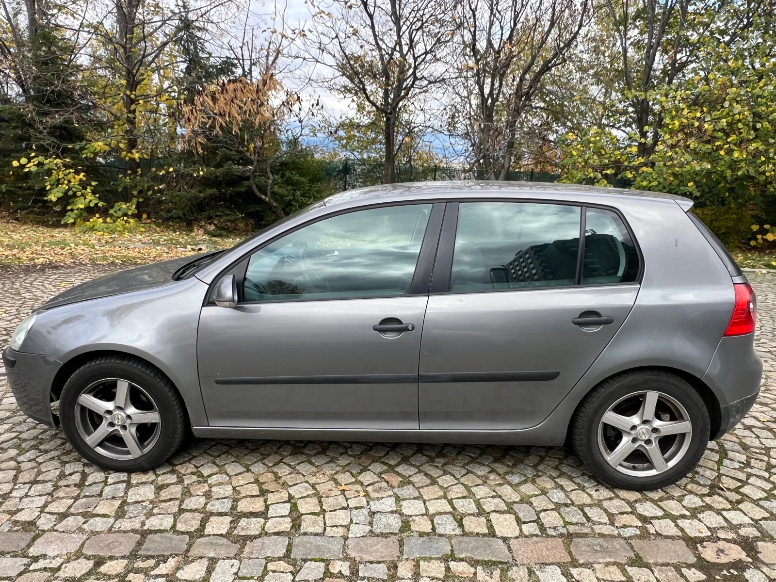 VW Golf 1.9 - 5400 лв. / 2760.98 € - 65061274 1 | Car24.bg VW Golf 1.9 - 5400 лв. / 2760.98 € - 65061274 1