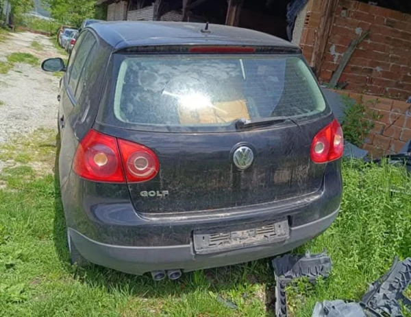 VW Golf 2.0 1 - Car24.bg VW Golf 2.0 1