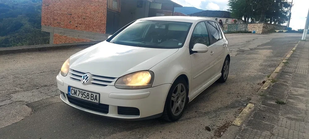 VW Golf 1.9 - 2750 € - 48880411 1 | Car24.bg VW Golf 1.9 - 2750 € - 48880411 1