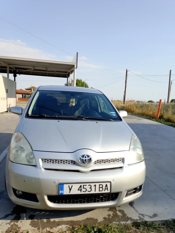 Toyota Corolla verso Dkat2,2 - Car24.bg Toyota Corolla verso Dkat2,2