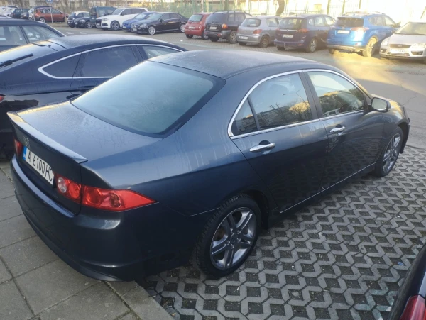 Honda Accord 2.2 d 140 k.c 1 - Car24.bg Honda Accord 2.2 d 140 k.c 1