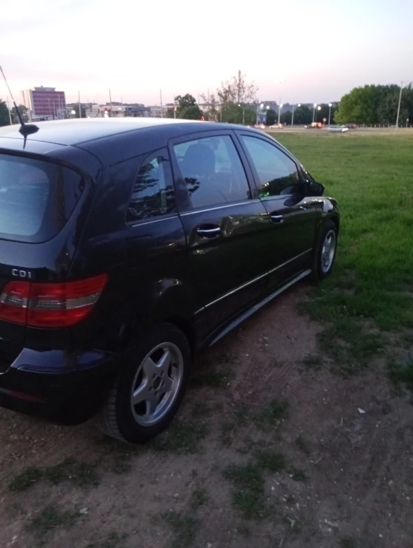 Mercedes-Benz B 180 1 - Car24.bg Mercedes-Benz B 180 1