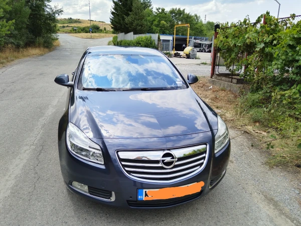 Opel Insignia 2.OCDTI - Car24.bg Opel Insignia 2.OCDTI