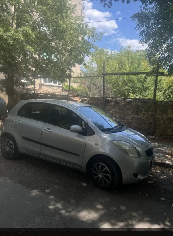 Toyota Yaris 1.3 vvt-i - Car24.bg Toyota Yaris 1.3 vvt-i