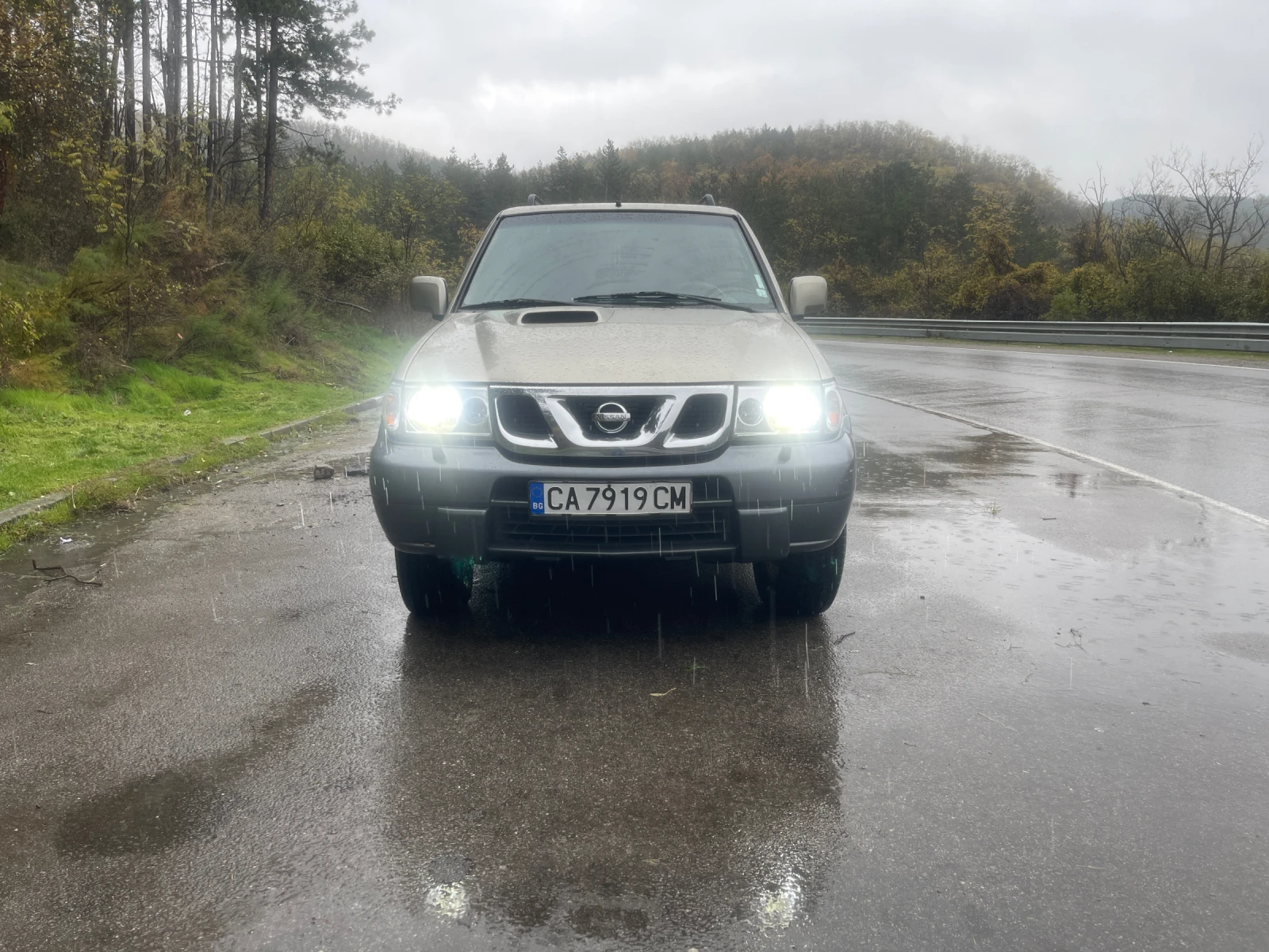 Nissan Terrano 3.0TiD - 14600 лв. / 7464.86 € - 87489777 1 | Car24.bg Nissan Terrano 3.0TiD - 14600 лв. / 7464.86 € - 87489777 1