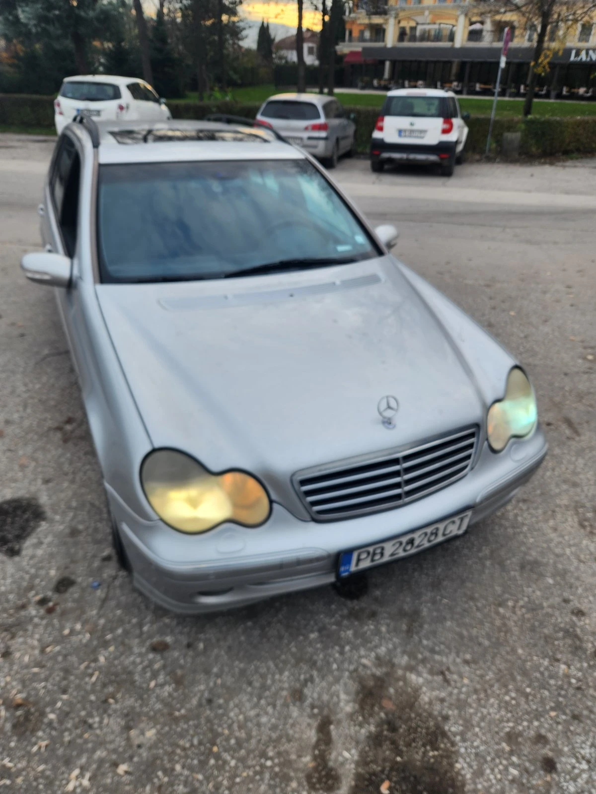 Mercedes-Benz C 270 CDI Avantgarde 170hp Clima-Подгрев-TipTop - 3950 лв. / 2019.60 € - 84151422 1 | Car24.bg Mercedes-Benz C 270 CDI Avantgarde 170hp Clima-Подгрев-TipTop - 3950 лв. / 2019.60 € - 84151422 1