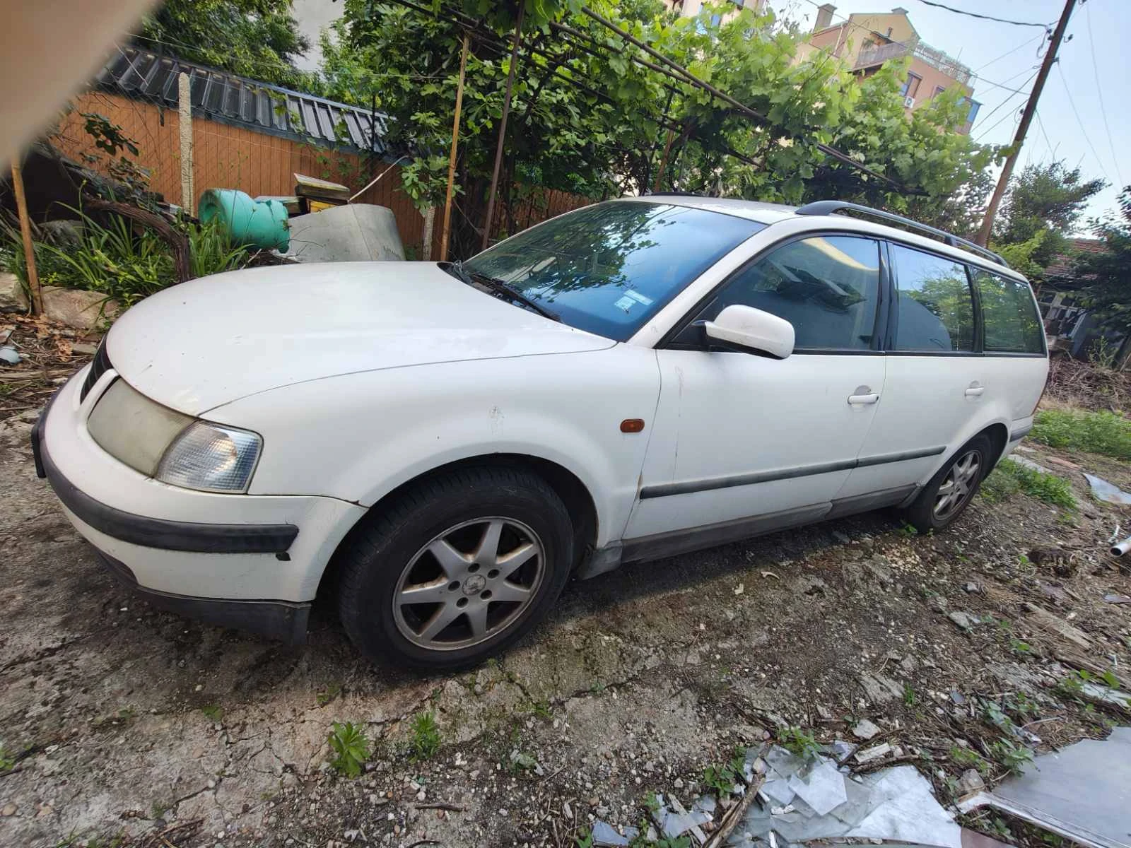 VW Passat - 1000 € / 1955.83 лв. - 14735149 1 | Car24.bg VW Passat - 1000 € / 1955.83 лв. - 14735149 1