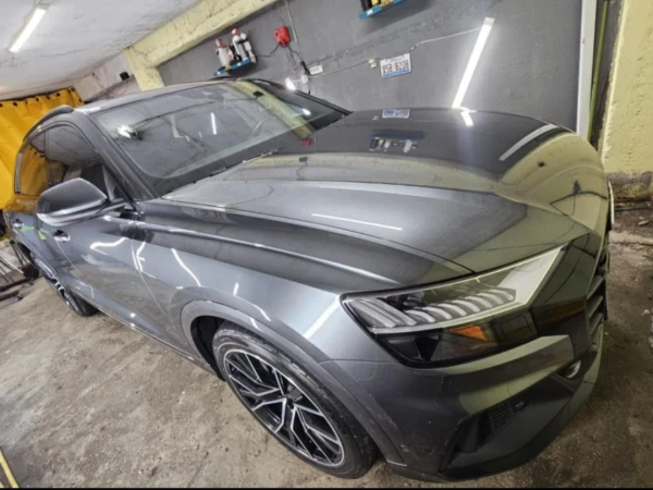 Audi Q8 - Car24.bg Audi Q8