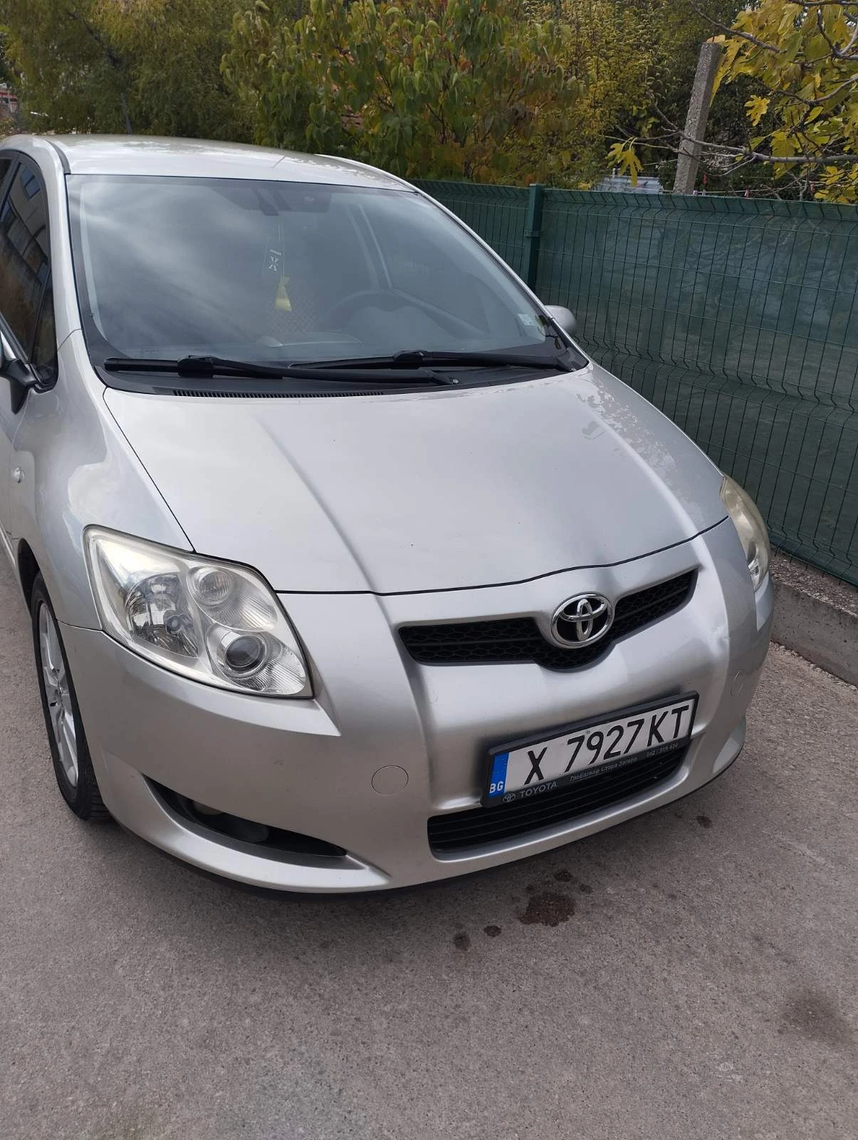 Toyota Auris 2.0 D4D - 3200 € - 39385735 1 | Car24.bg Toyota Auris 2.0 D4D - 3200 € - 39385735 1