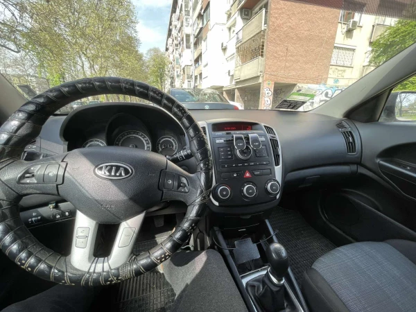 Kia Ceed - Car24.bg Kia Ceed