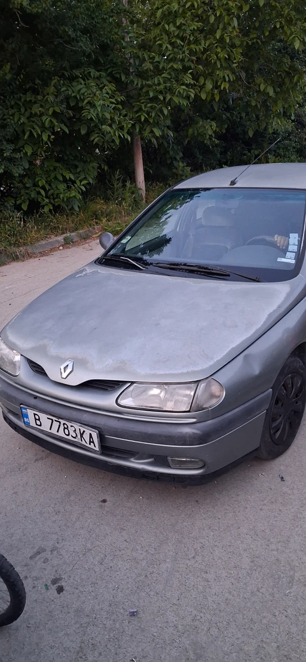Renault Laguna 1.8i - Car24.bg Renault Laguna 1.8i