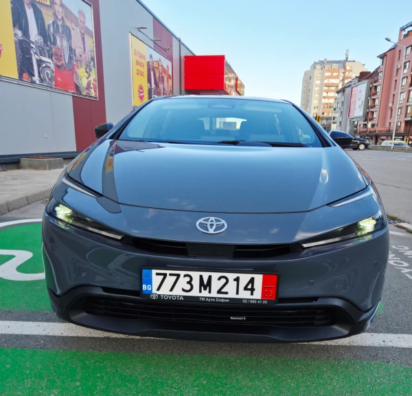 Toyota Prius 2.0 Hibrid - Car24.bg Toyota Prius 2.0 Hibrid