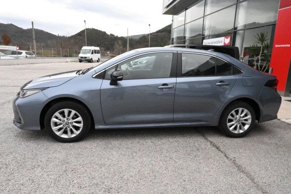 Toyota Corolla 1.8 HYBRID e- CVT 2WD 