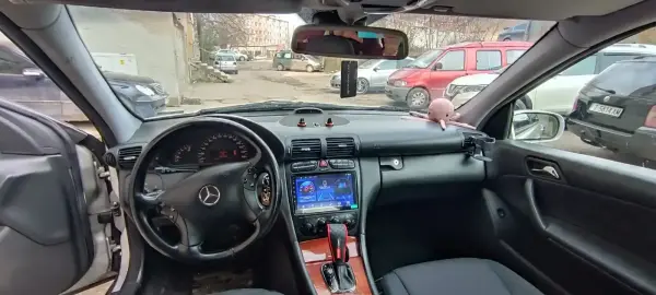 Mercedes-Benz C 270 