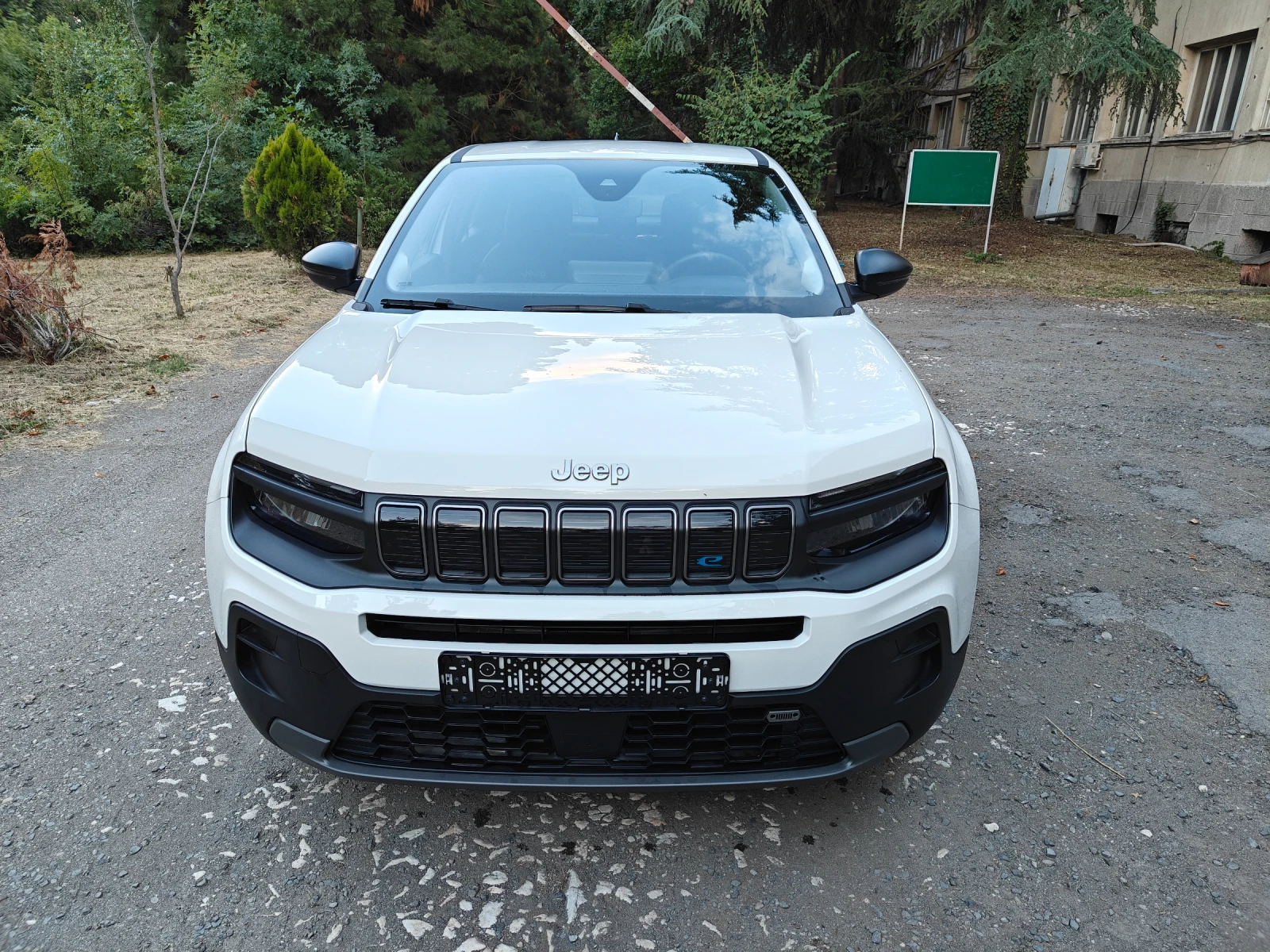 Jeep Avenger Longitude - 54000 лв. / 27609.76 € - 88365469 1