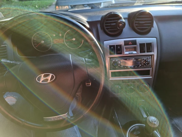 Hyundai Coupe