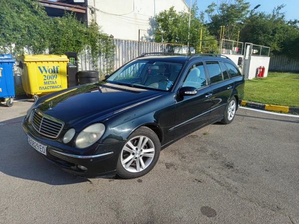 Mercedes-Benz E 270 