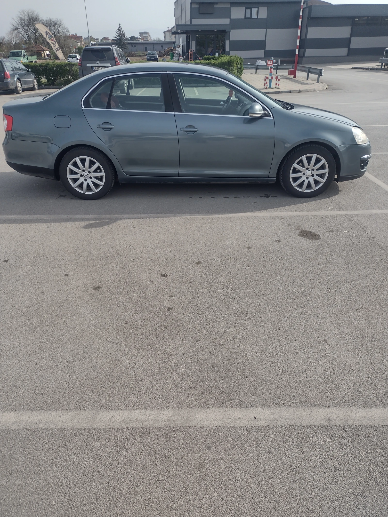 VW Jetta 1.9,105 коня, дизел - 6500 лв. - 78480983 1