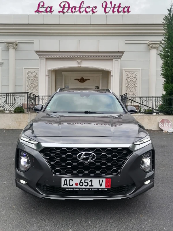 Hyundai Santa fe Hyundai Santa fe Premium* 4WD* 360-камера* Панорам