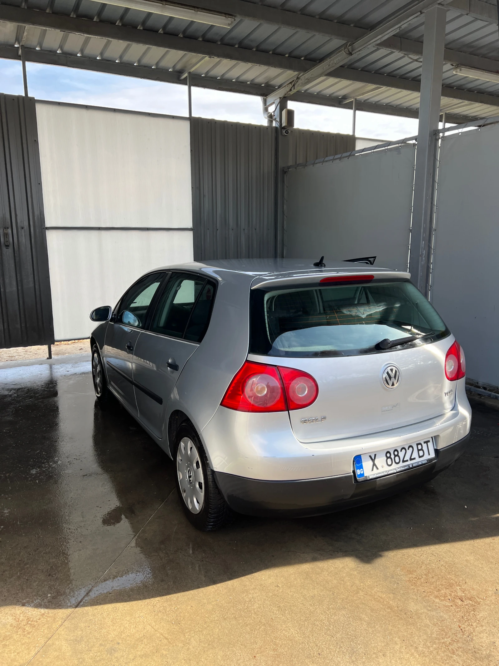 VW Golf - 4800 лв. / 2454.20 € - 46481614 1