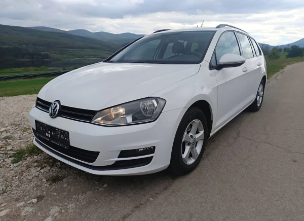 VW Golf 7 1.6TDI 110hp Navi Clima TOP състояние