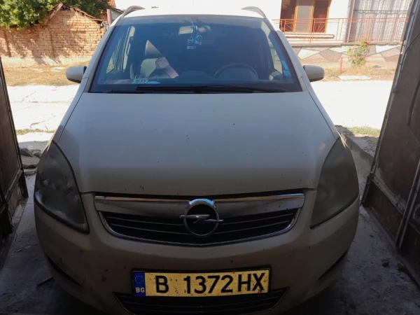 Opel Zafira 