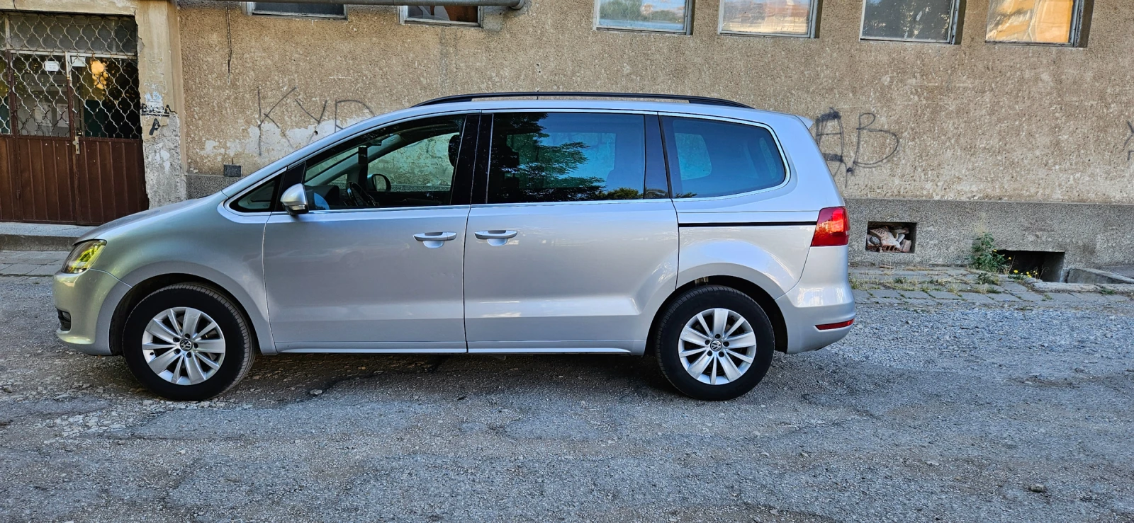 VW Sharan - 22900 лв. - 65852735 1