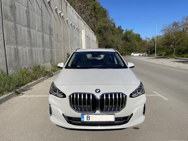 BMW 220 BMW 220i Active Tourer Линия Luxury
