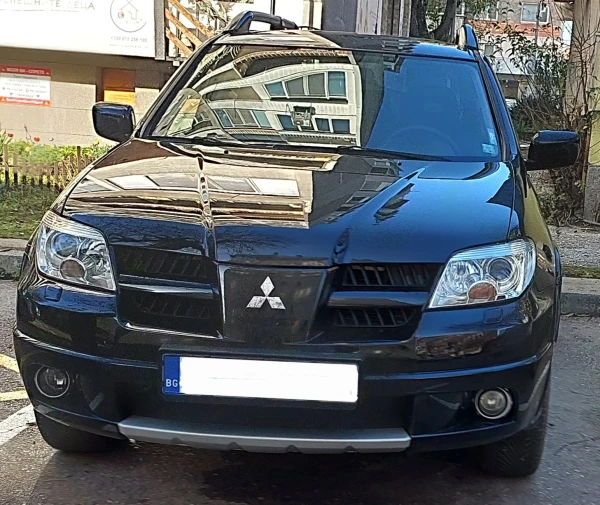 Mitsubishi Outlander 