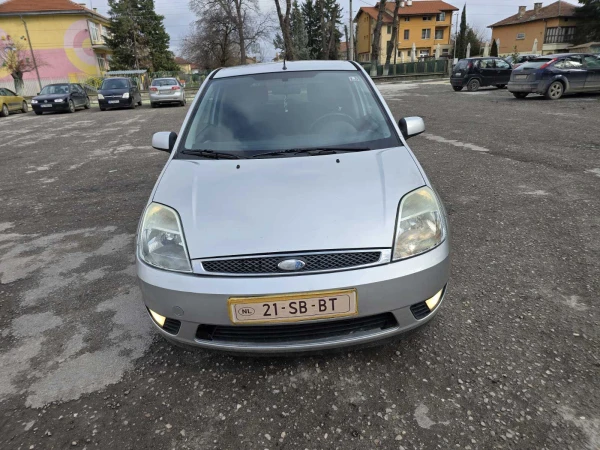 Ford Fiesta Ford Fiesta V 1.3i 68hp Clima TOP състояние!