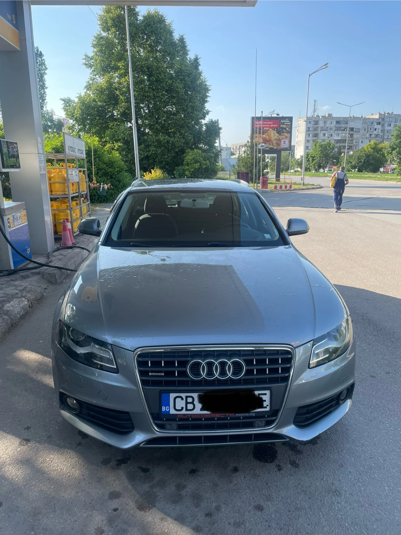 Audi A4 - 16000 лв. - 54858240 1