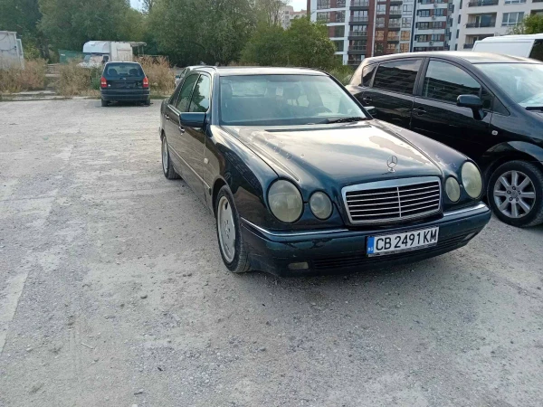 Mercedes-Benz E 290 