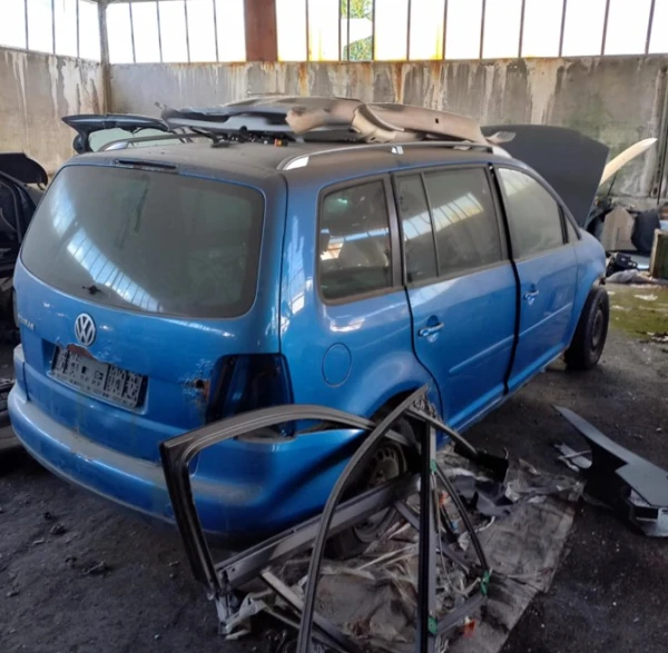 VW Touran 2.0