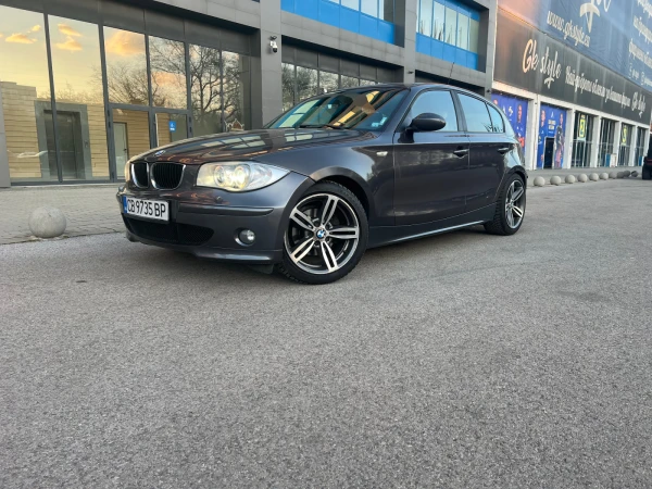 BMW 120 ОБСЛУЖЕН, КОЖЕН САЛОН