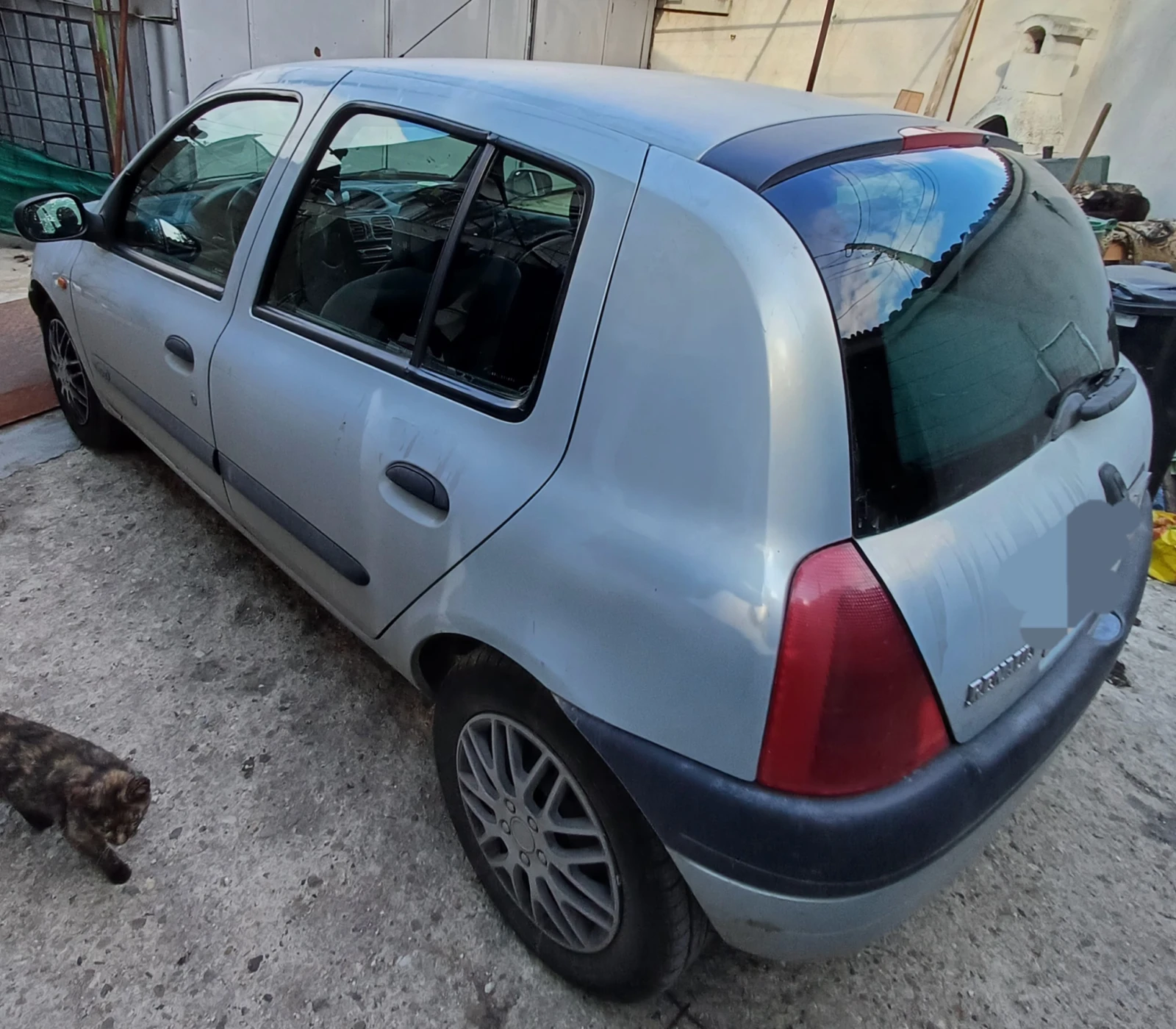 Renault Clio 1.9 D - 2300 лв. - 14441664 | Car24.bg