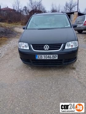 VW Touran  1