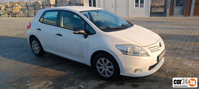 Toyota Auris - 9900 лв. - 21033622 | Car24.bg